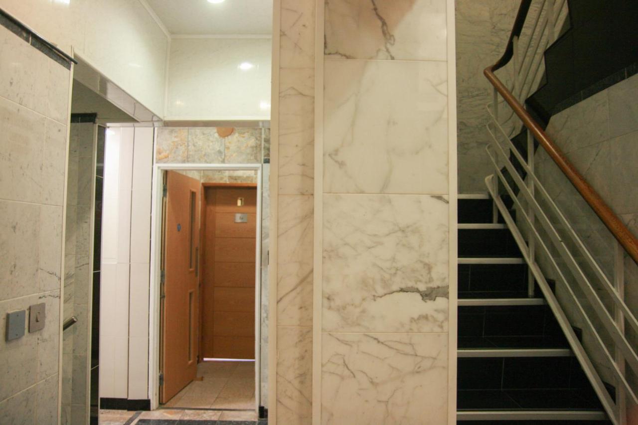 Millenium Aparthotel Londres Extérieur photo